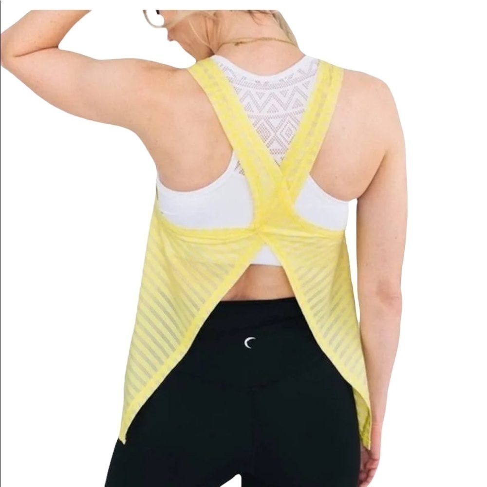 ZYIA Lemon Nimbus Split Back Mesh Striped Tank Size Medium